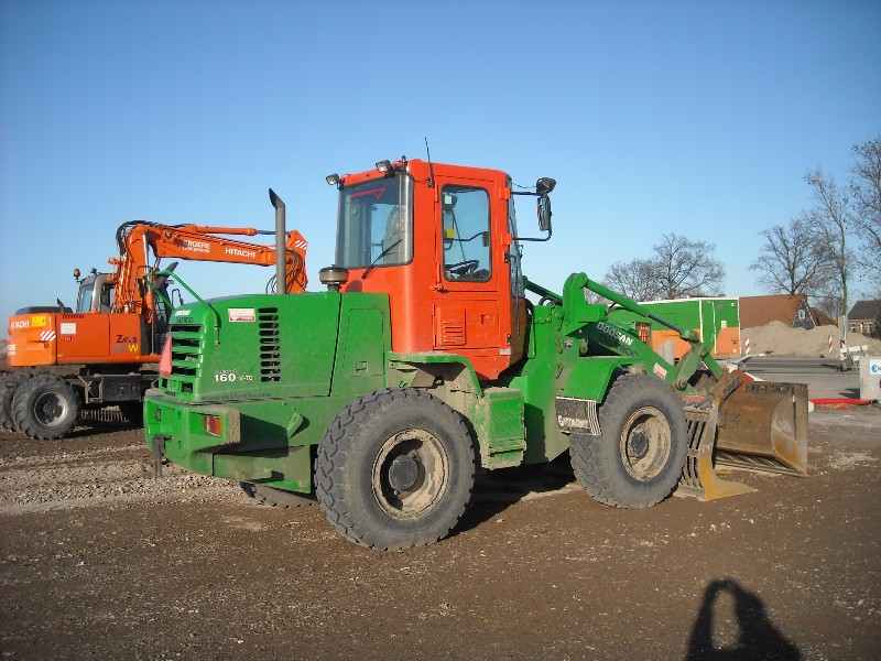 Doosan Mega 160 (1).jpg