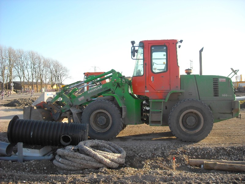 Doosan Mega 160 (5).jpg