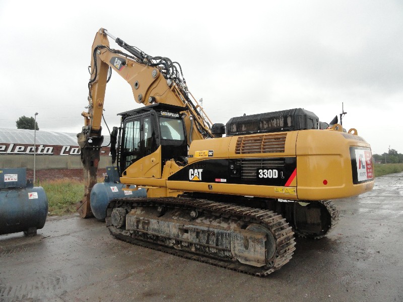 Aclagro 330 D (1).jpg