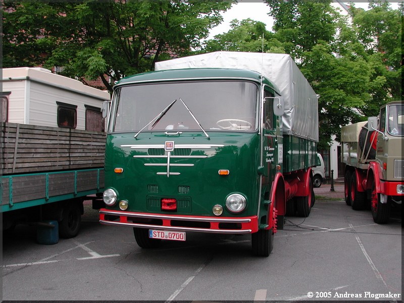 2005-05-21-8436_1.jpg