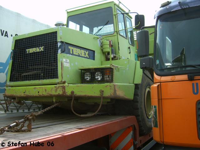 DAF 95-430 Hohenöhe 15°° mit Terex nach Ungarn (1).jpg