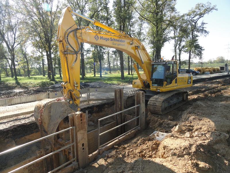 Schneider PC 350-8 (1).jpg