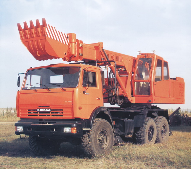 Kamaz_43118_6x6_ET_4233_01.jpg