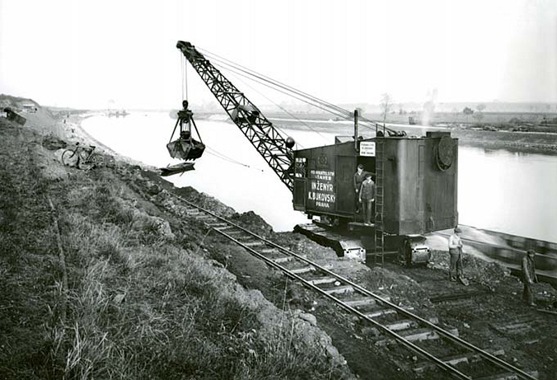 Menck M IV.jpg