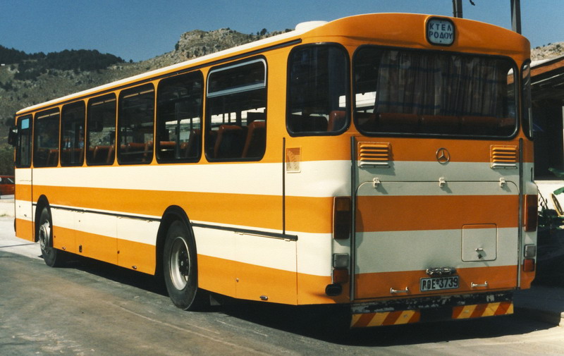 Mercedes Autobus Nr 1 Rhodos 1995 Bild 2.jpg