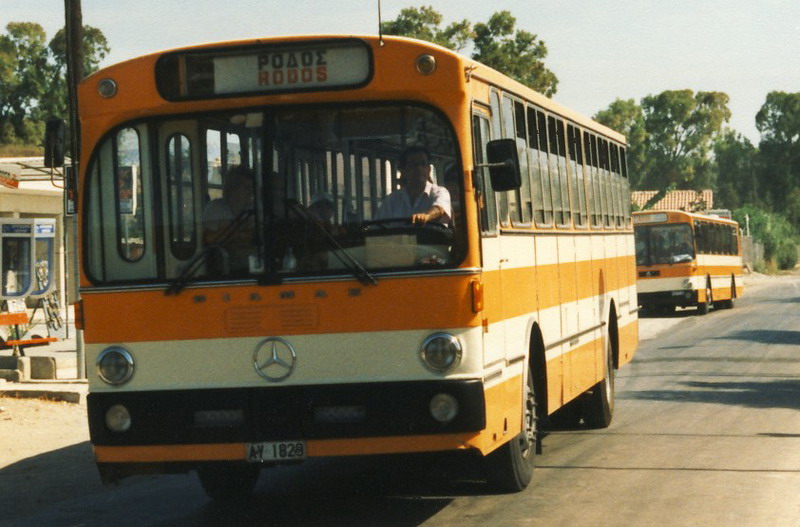 Mercedes DIAMAX Autobus Rhodos 1995.jpg