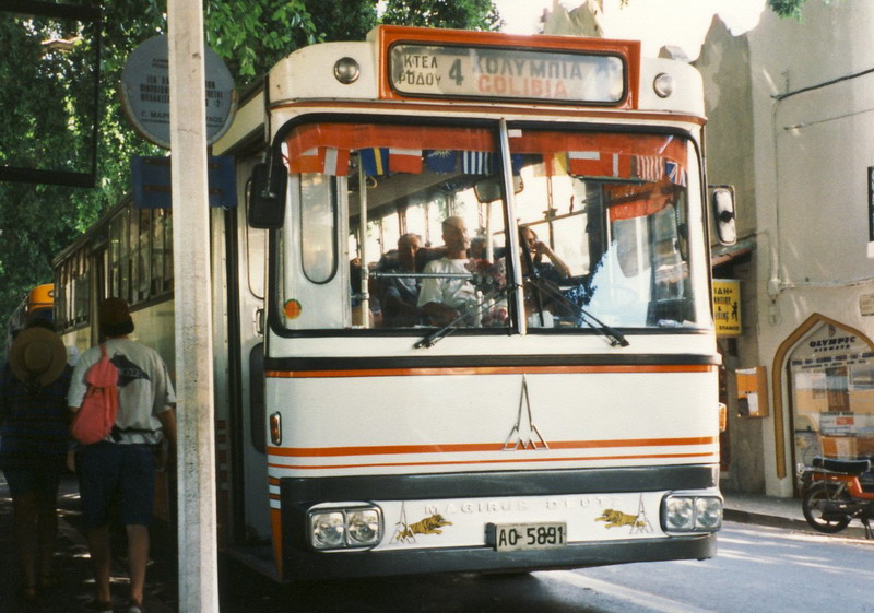 Magirus Deutz Bus Rhodos 1995 n Colimbia.jpg