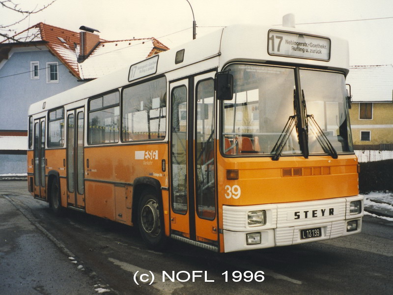 ESG-Bus Nr. 39 Linie 17 Rufling 14-3-1996.jpg