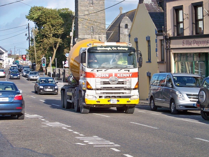 Irland 2009 Hino 13.jpg