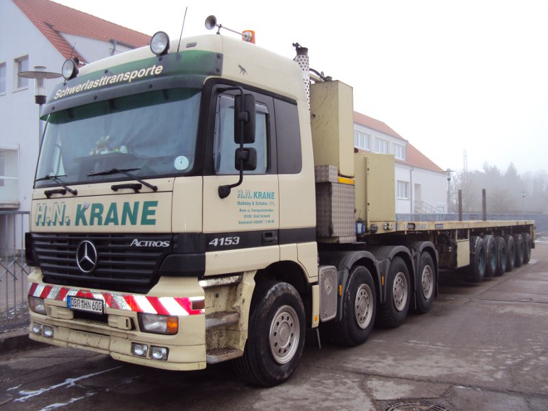 MB Actros MPI 4153 H.N.Krane[1].jpg