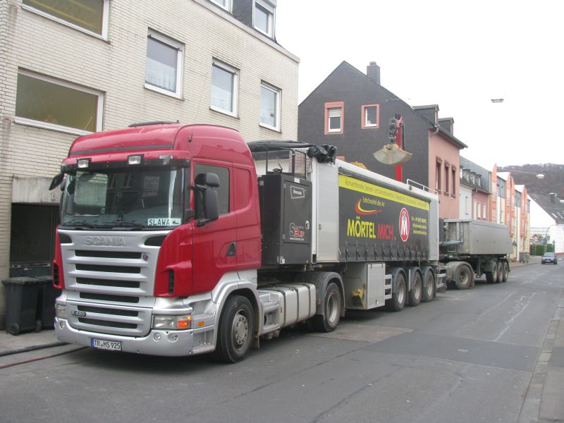 Scania Estrich Schlag (Mörtel Mich).jpg