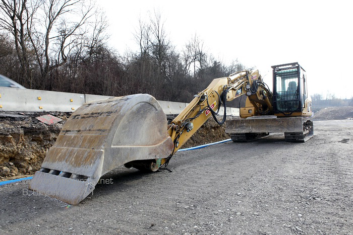 bb_Cat_312C_3.jpg