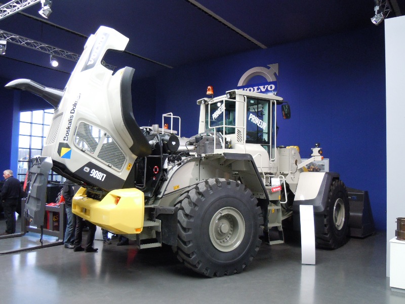 caricatore L220 E volvo Attachment