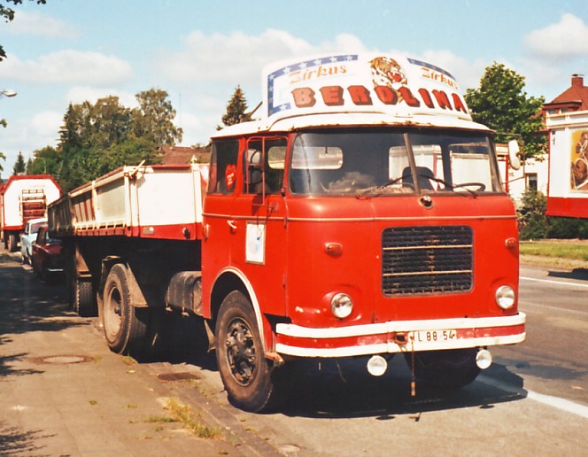 Skoda706 Berolina.jpg