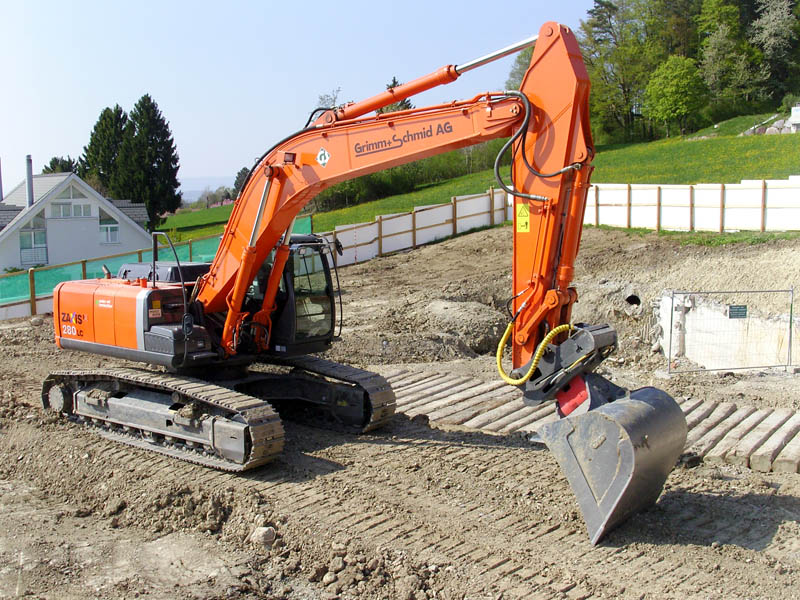 Hitachi ZX 280LC G&S (7).jpg