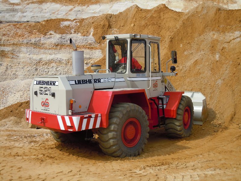 Schlenter L 521 (1).jpg