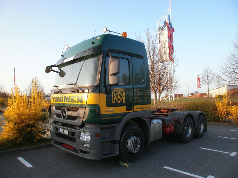 MB Actros MPIII 3358 Thömen.jpg