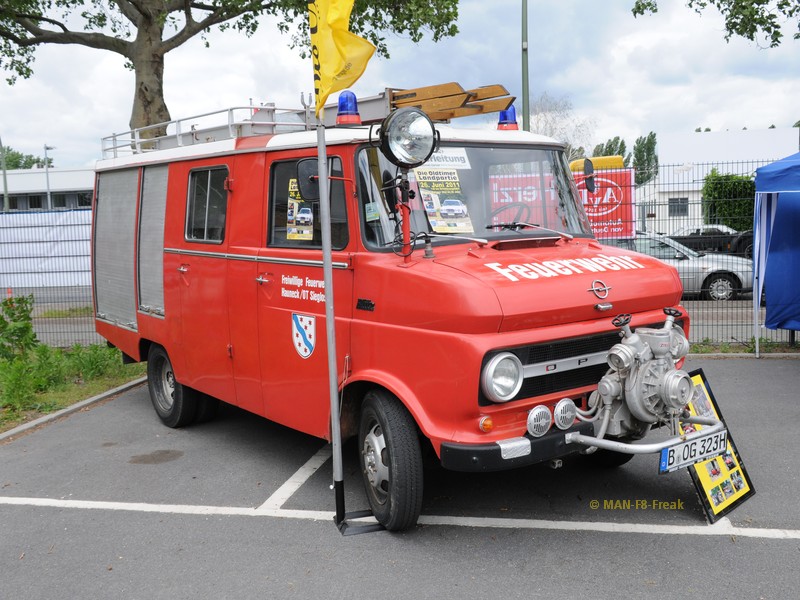 Opel Blitz_BLN-Meilenwerk_15-05-2011.jpg