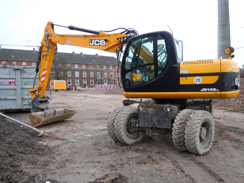 JCB JS 145 W (5).jpg