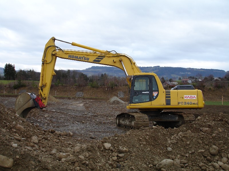 Komatsu PC 240.jpg