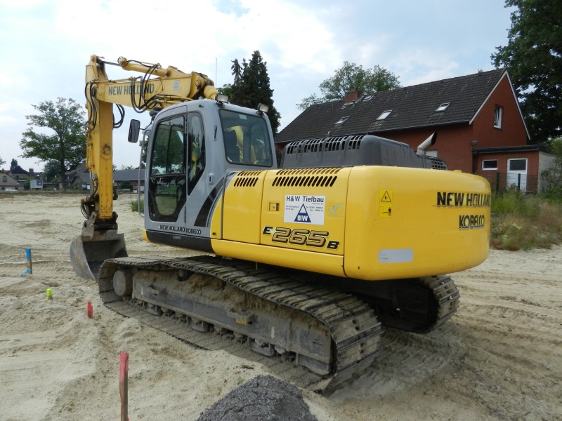 H & W Tiefbau E 265 B (6).jpeg