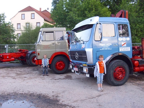 3.Henschel und Oldtimertreffen 2011 040.jpg