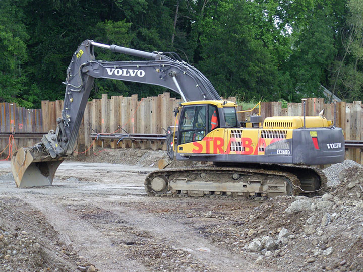 Volvo Ec360C Strabag_2 (3).jpg