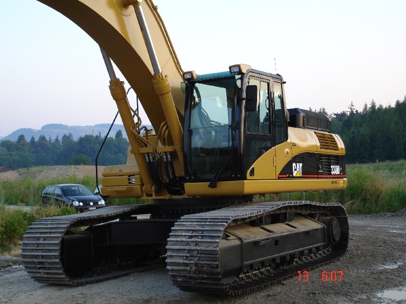 Vorführmaschine Cat 330 D L (3).jpg