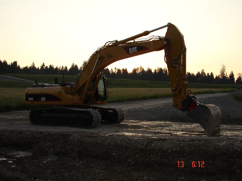 Vorführmaschine Cat 330 D L (8).jpg