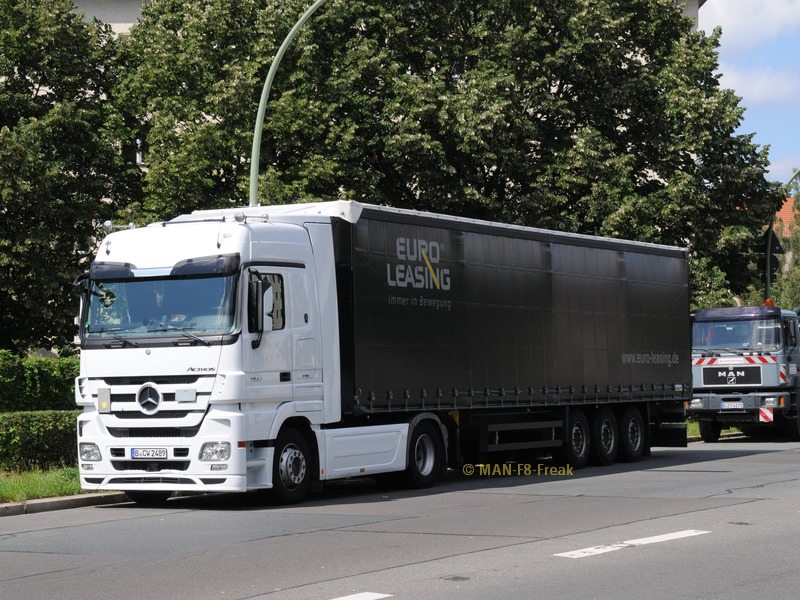 MB Actros 1846 Charter Way_18.03.2011 Berlin-Wedding_01.jpg