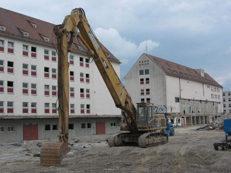 Cat345LF-1.jpg
