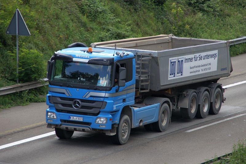 Actros Weigel.jpg