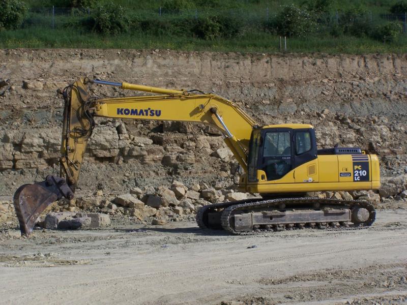 Komatsu PC 210 LC, 2006-06-18, 001.jpg