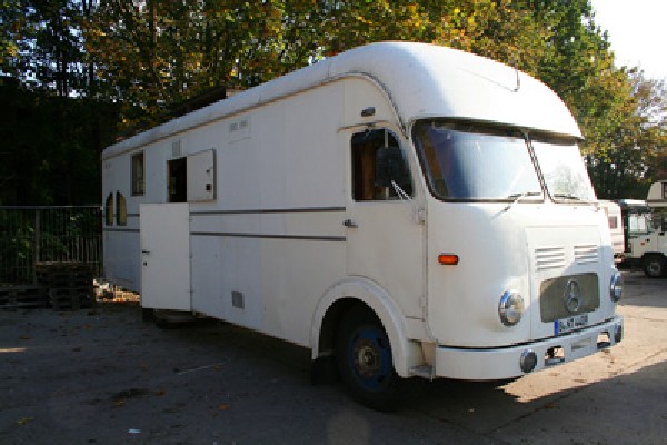 FMB91101.jpg