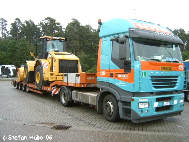 Fa.Gruber Iveco A6 10°° Herrieden.jpg