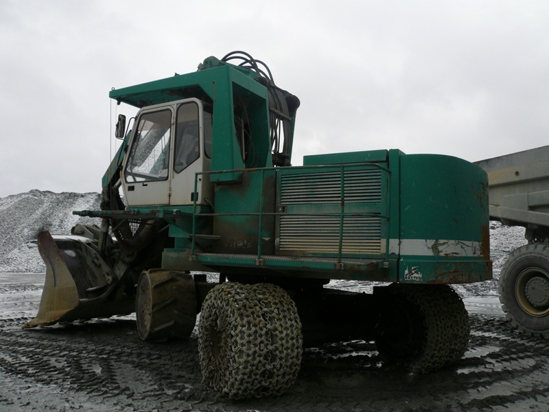 Böla LB500 - ard Baustoffwerke GmbH & Co. KG - Steinbruch Venusberg - 2011-12-18 (1).jpg