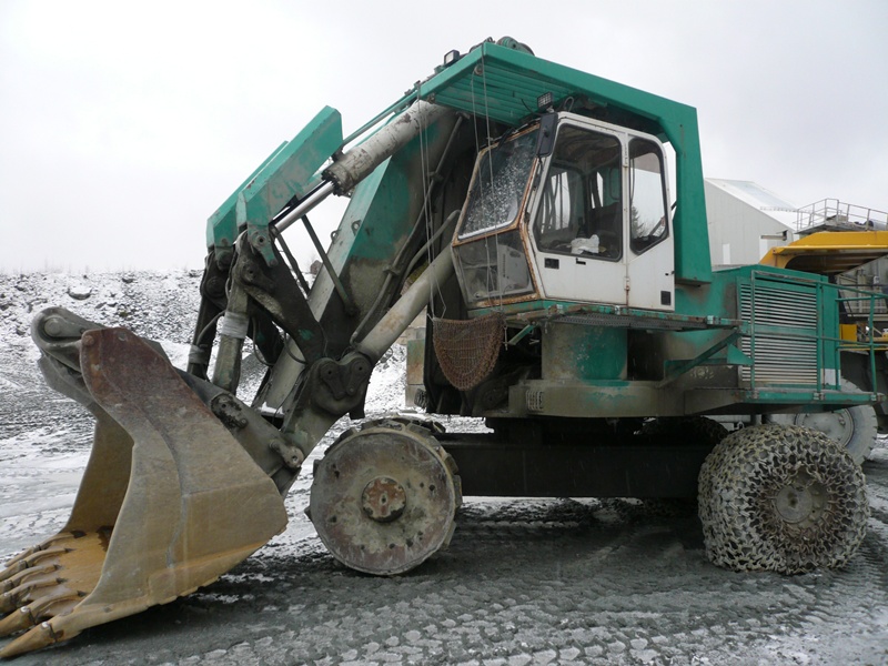 Böla LB500 - ard Baustoffwerke GmbH & Co. KG - Steinbruch Venusberg - 2011-12-18 (2).jpg