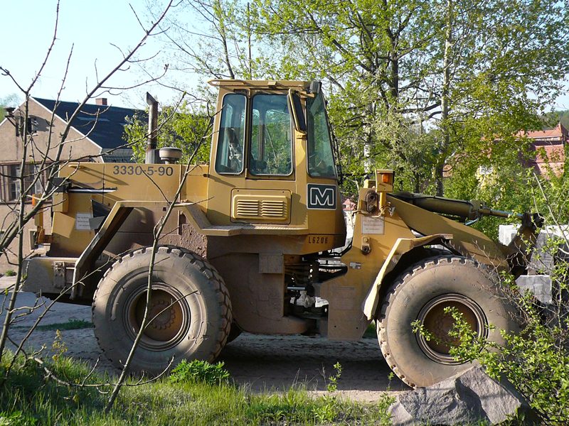 Caterpillar 936F - Reinhold Meister GmbH - Natursteinwerk Mittweida - 2011-04-24 (1).jpg