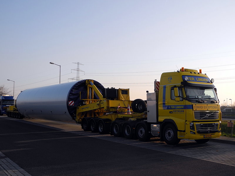 Ter Linden, Volvo FH16 700 - 3.jpg