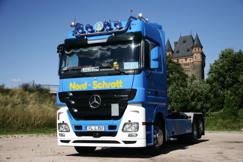 neu08 144.jpg