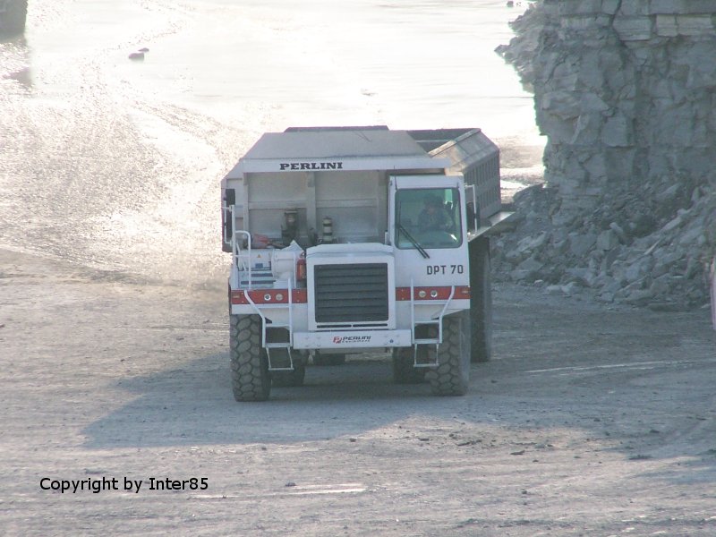 autocarri e dumper perlini Attachment