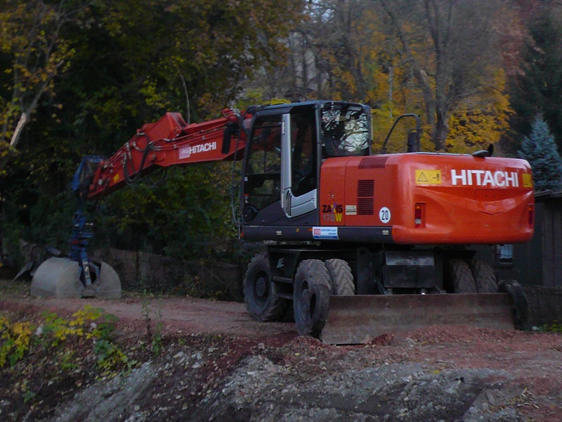 Hitachi ZAXIS ZX170W - VIS-Bautechnik GmbH - Schulstr. in Chemnitz - 2010-10-31.jpg