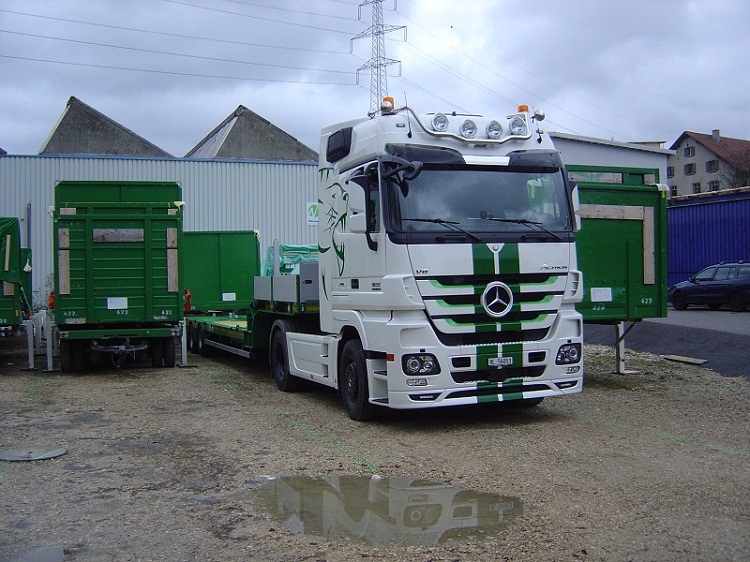 Mercedes PM 8.1.12 001.jpg