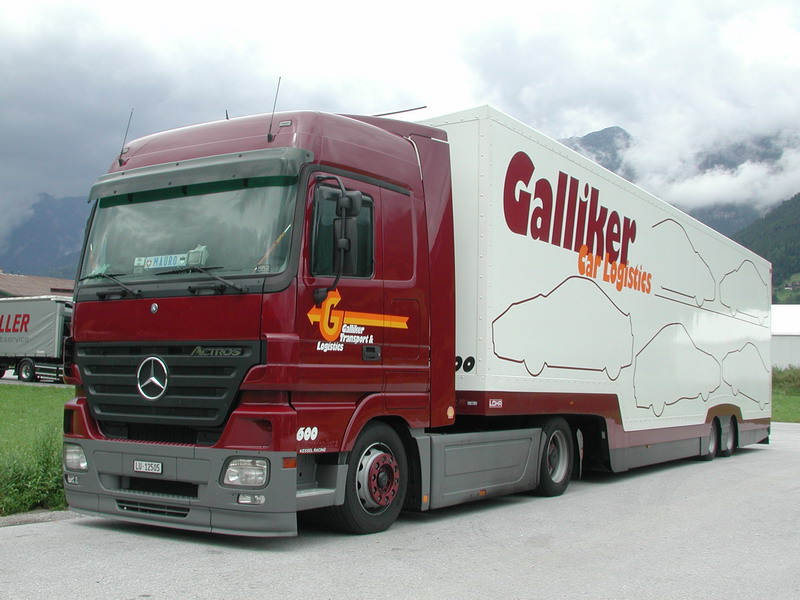 MB Actros Sattelzug Galliker LU1205.jpg