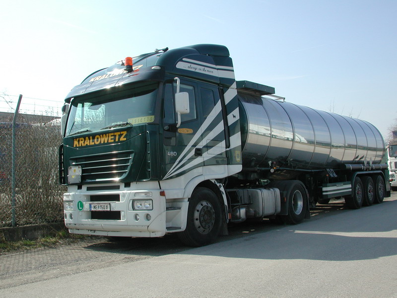 Iveco Stralis 480 Tanksattelzug Kralowetz ME150X.jpg