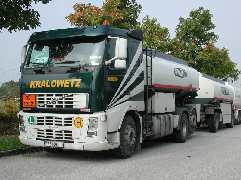 Volvo Tankhängerzug Kralowetz ME34GO.jpg