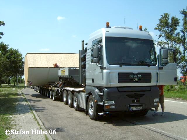 Fa.Gutmann TGA 41-660 13°° A6 Crailsheim Tunnelbohrteil für U-Bahn Leipzig-- 6,30Breit 120t schw..jpg