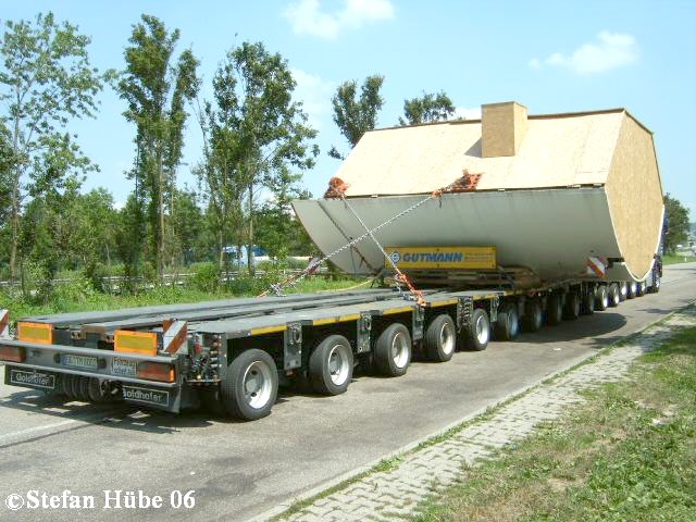 Fa.Gutmann TGA 41-660 13°° A6 Crailsheim Tunnelbohrteil für U-Bahn Leipzig-- 6,30Breit 120t schw. (2).jpg