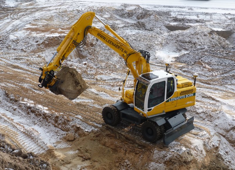 Leenaerts Robex 160-9 (2).jpg