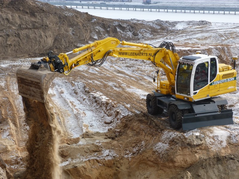 Leenaerts Robex 160-9 (8).jpg